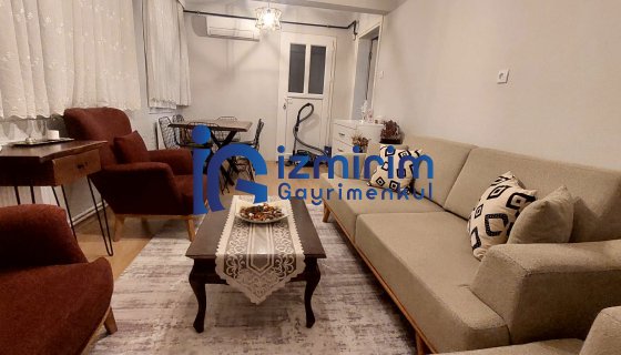 BORNOVA NALDÖKEN'DE SATILIK BİNA